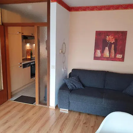 Haus Seebad 8 *